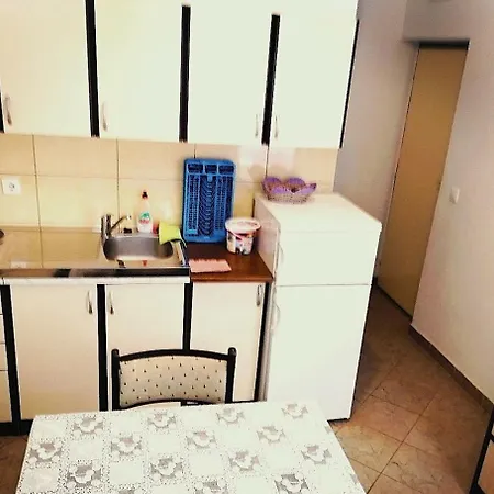 דירה With Wifi Pirovac, Sibenik - 25497 פירובאץ